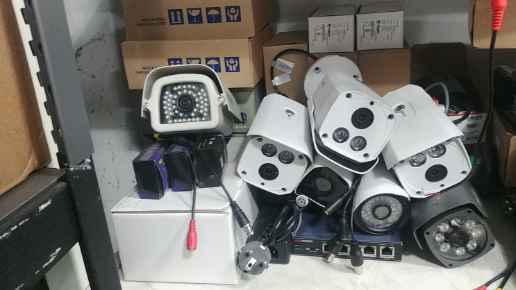  전주 김제 CCTV 설치 판매 유지보수 카메라교체 하드교체 녹화기 NVR DVR 어답터 교체작업 및 이전설치 같은거 다해드립니다. SH