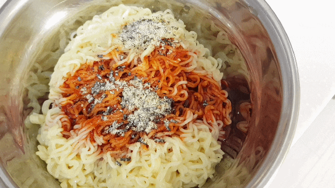 오뚜기 진비빔면 후기 기대보다 훨씬 맛나요 오뚜기 진비빔면 후기 기대보다 훨씬 맛나요