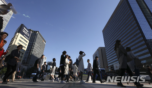 고용·산재보험 보수총액 신고율 72.6%, '역대 최고치' 찍은 이유 고용·산재보험 보수총액 신고율 72.6%, '역대 최고치' 찍은 이유