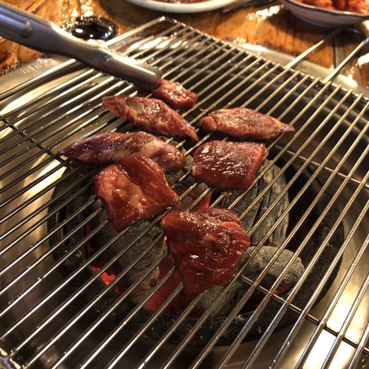  이웃님 추천으로 가게 된 부천 황가네숯불꼼장어!(분위기 완전 짱) 그리고 전설의한우소곱창