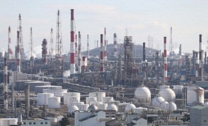 벼랑 끝 정유사, OPEC 감산합의 `먹구름` 벼랑 끝 정유사, OPEC 감산합의 `먹구름`