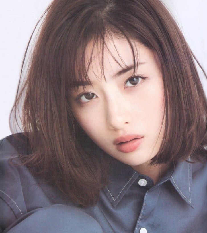 단발머리 연예인, 이시하라 사토미의 단발머리 스타일로 얼굴형 커버해보기