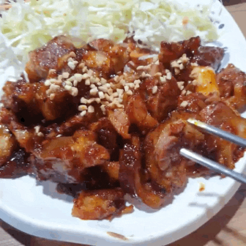  용봉동 전철우사거리 맛집 규삼이네 왕족발