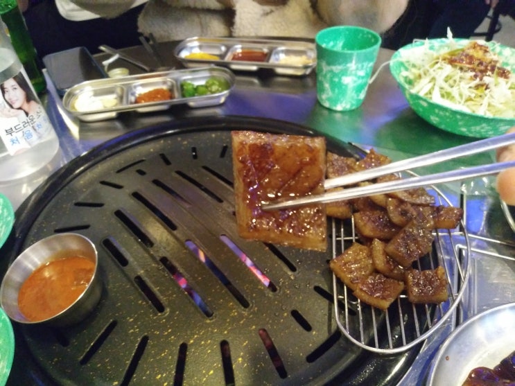  [게스트하우스/경]<껍데기클라쓰 안성공도점>클라쓰가 다른 진짜 돼지껍데기 전문점