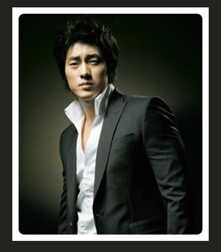  멋진 배우 소지섭 씨와 예쁜 아나운서 출신 조은정 씨 결혼, 혼인 신고 완료, 결혼식 대신 굿네이버스에 5,000만 원 기부, 좋은  마음, 행복하게 잘 사세요.