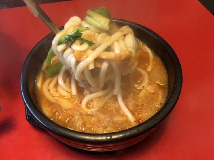  송도 캠퍼스타운역 술집 투다리 김치우동 모듬꼬치 존맛!