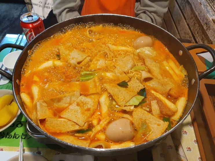  추억의 맛! 즉석 떡볶이 양재역 맛집 "작은 공간"으로 기깅~