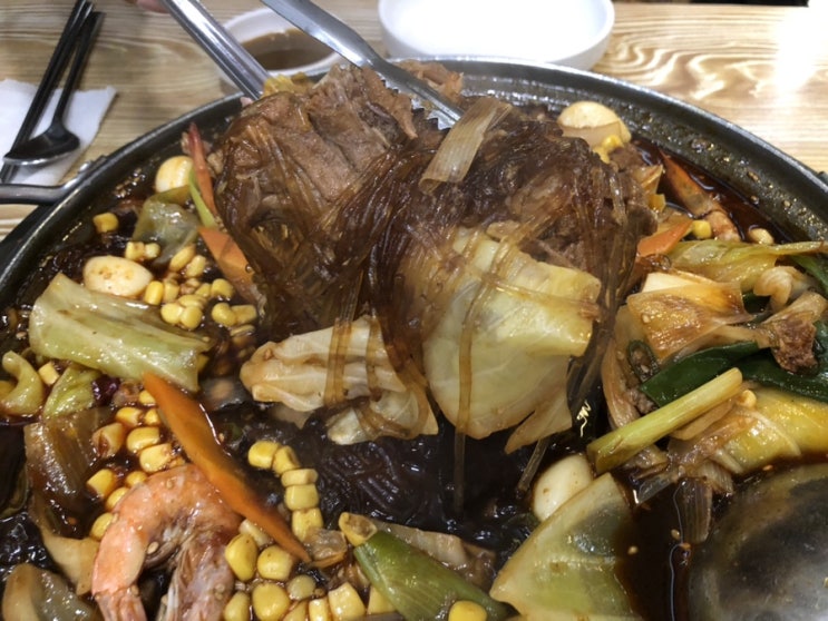  송도 캠퍼스타운역맛집 청기와감자탕 통마늘뼈찜 추천!