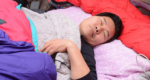 박근혜 건강위중 석방 촉구합니다!!!…'단식 투쟁하는 홍문종'