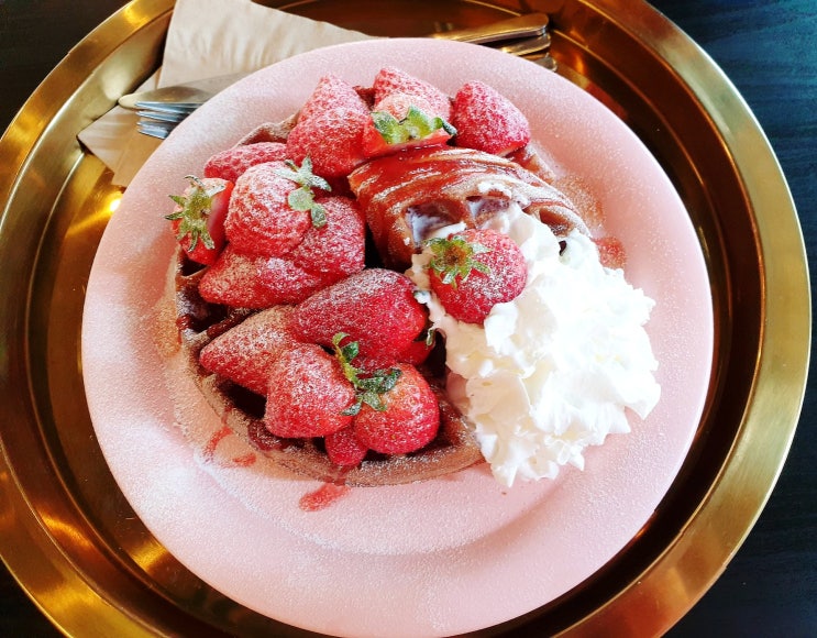 일산동구 카페 빈틈 와플 맛이 따봉 음료도 엄지척이야 일산동구 카페 빈틈 와플 맛이 따봉 음료도 엄지척이야