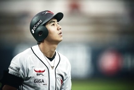 전 KT 이대형, 통산 505도루로 현역 은퇴 결정 전 KT 이대형, 통산 505도루로 현역 은퇴 결정
