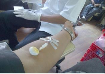 헌혈증의 사용방법은 ?