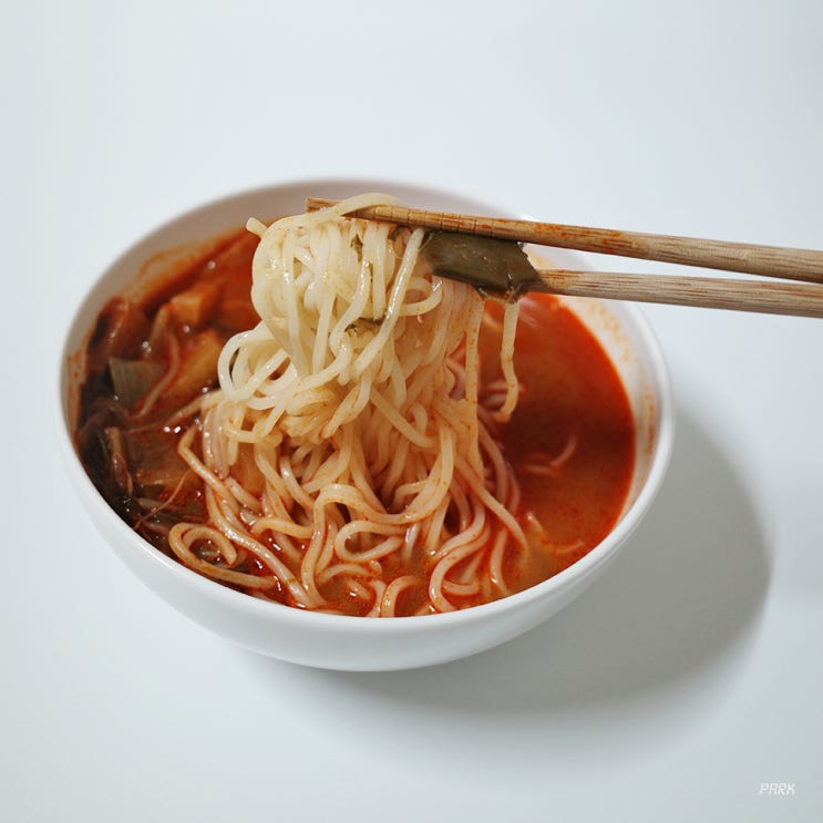  비비고 소고기장터국 / 소면 말기