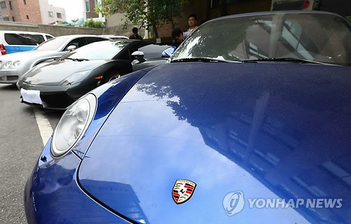 "외제차와 접촉사고 났어요"…중고차 가격 파악을 "외제차와 접촉사고 났어요"…중고차 가격 파악을