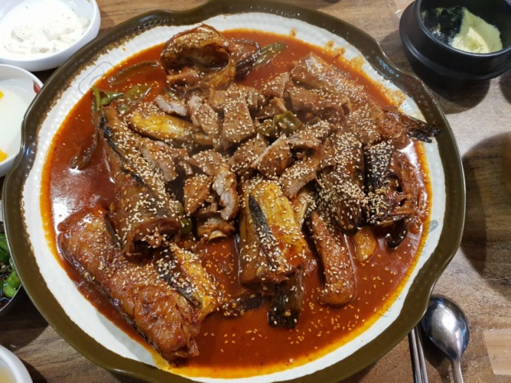  서산 또와유~~사람 꽉 찬 명태간장조림