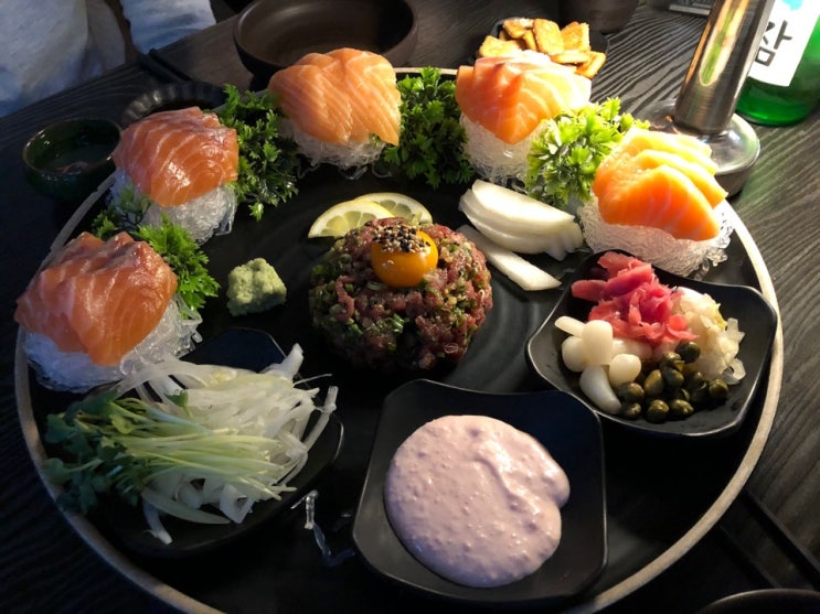  대구 동성로연어 안주 맛집 소담히