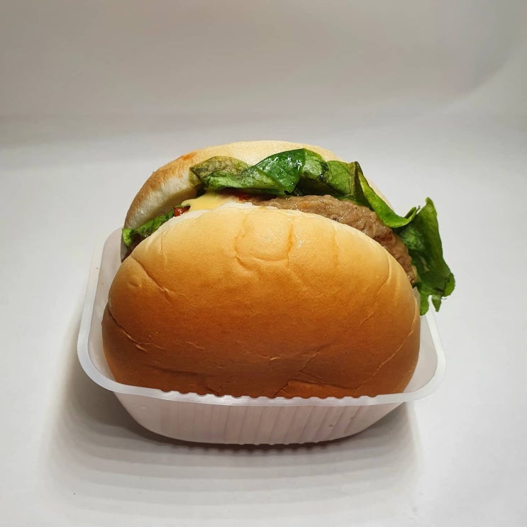 씨유 떠블떡갈비버거, 믿고 먹습니다 백종원님 씨유 떠블떡갈비버거, 믿고 먹습니다 백종원님