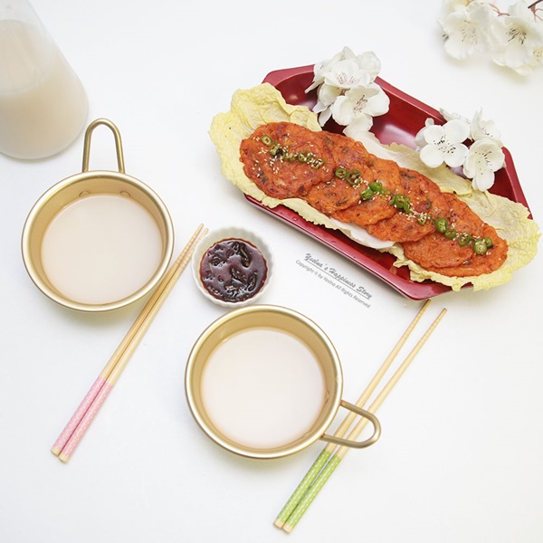  막걸리안주 부침명장 김치전 벚꽃놀이 분위기로 기분업~
