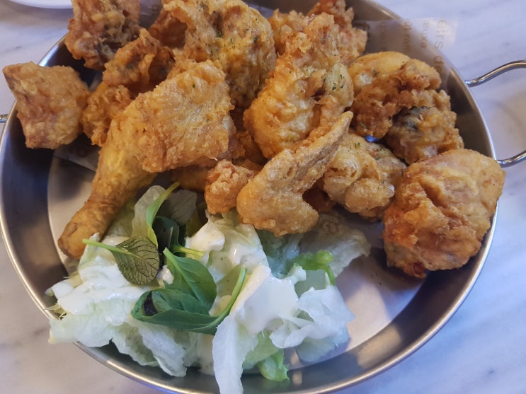  빨간벽돌 - 인계동 맛집, 데이트 장소 , 감성술집, 인계동 가볼만한 곳