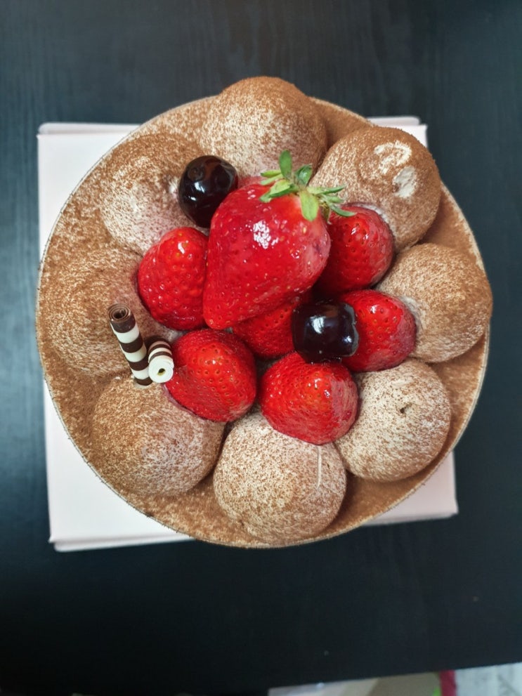 낙성대 쟝블랑제리 생크림 티라미수 케이크 냠냠