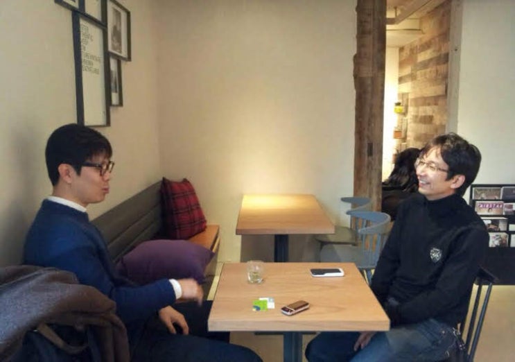  김영하 작가 모난돌 인생 존버법 모난 돌은 왜 정 맞을까?