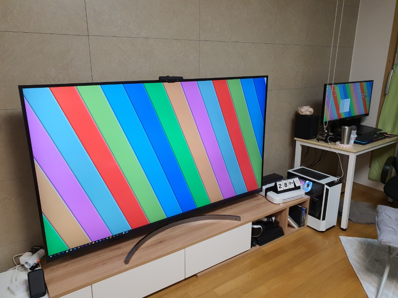 808 HDMI 케이블로 넷플릭스 TV 연결 미러링! TV로 볼 수도 있어!