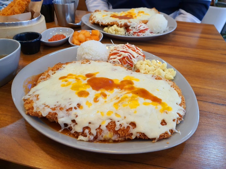  [폐업] 백종원의 골목식당! 경양식 돈가스 준까스에 다녀오다. 왕돈가스! 엄청난 치즈! 오이고추! 마카로니!