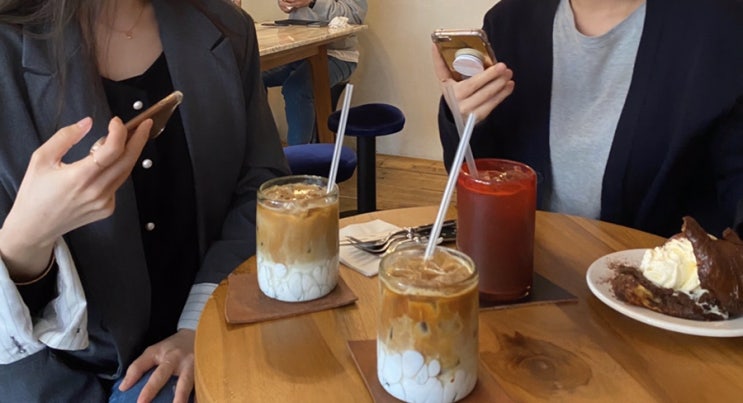  망원동 힙한 카페 비전스트롤 :)