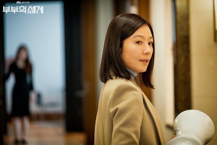  김희애 머리스타일 : 부부의 세계