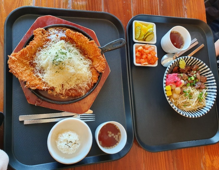  [돈까스클럽]큐브스테이크 덮밥 · 눈꽃치즈 돈까스