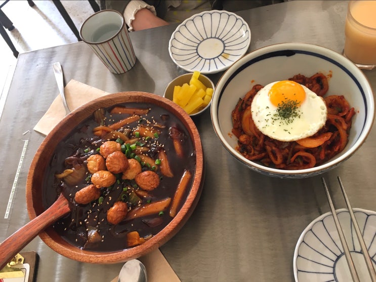  동명동 맛집 모란식탁 짜장떡볶이 후기