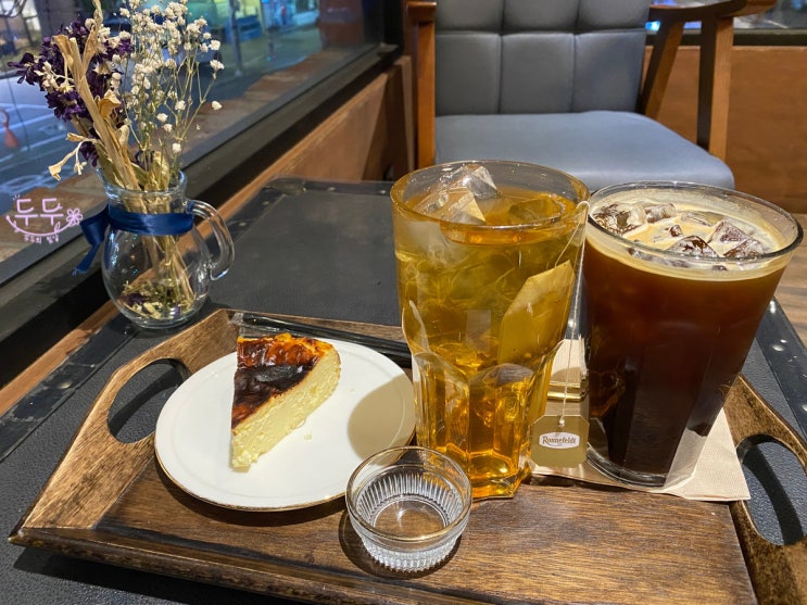  찾았다 디저트 카페 맛집! 4.19카페거리"비르케":>