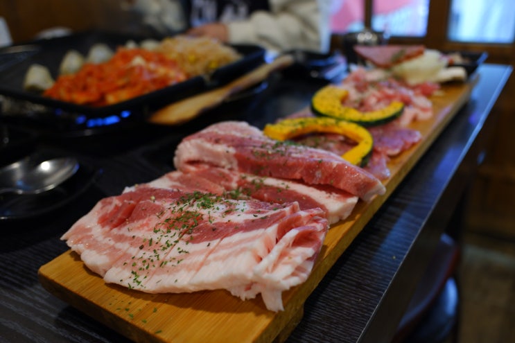  창원 도계시장 맛집 불쇼도 볼수있는 돼지되지