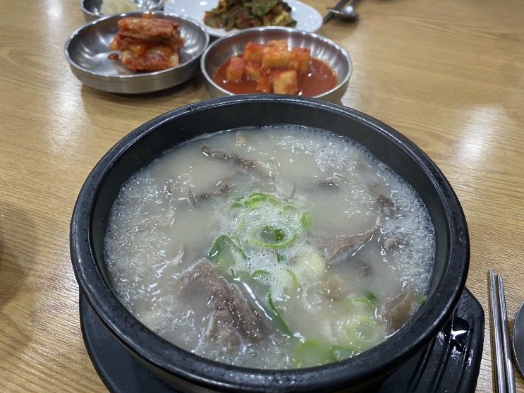 다양한 메뉴가 있는 김제 맛집 - 전주 콩 뿌리 콩나물국밥