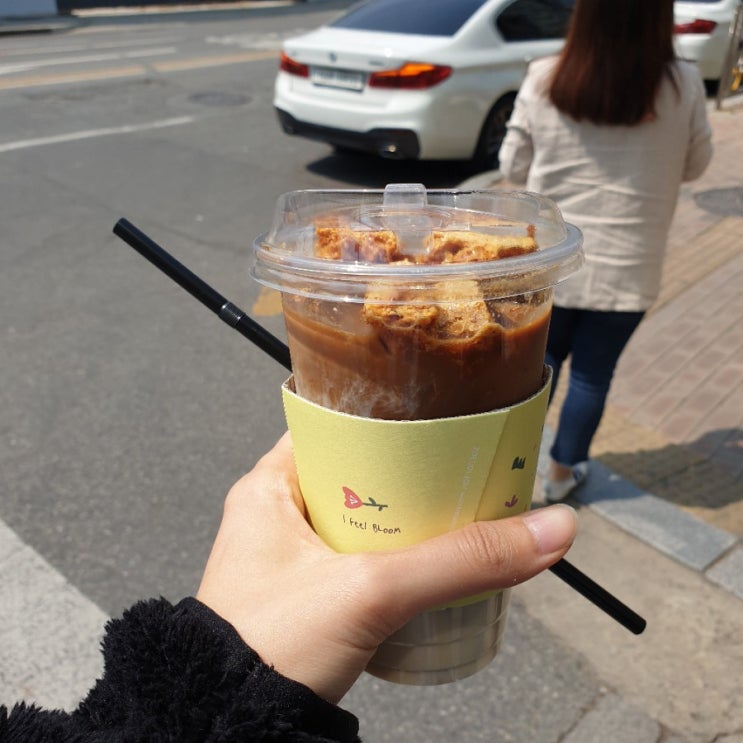  가산디지털단지역 카페 세미콜론 좋아하는 이유?