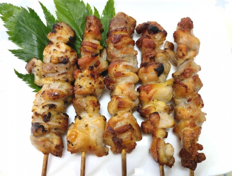  이마트 트레이더스 숯불닭꼬치 에어프라이어로 굽기 가성비좋은 맛있는 닭꼬치