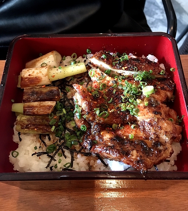  [성수동에서 점심 먹기] 야키토리동이 맛있는 '스미토라'