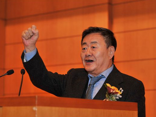  김준기 전 동부그룹 회장 가사도우미 성폭행 혐의 집행유예로 풀려나 , 피해자가 용서