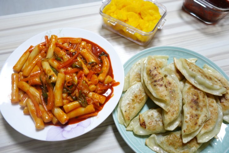  왕쥬떡볶이 1단계, 적당히 매콤 쫀득한 밀떡 존맛탱!!