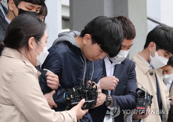  ‘조주빈 공범 부따’ 강훈 얼굴 공개…“진심으로 사죄”