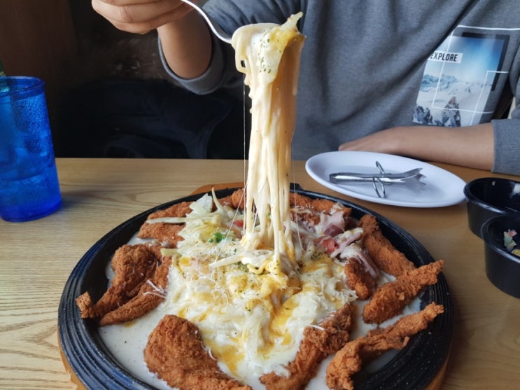  서산  호수공원 샐러드바가 있는 치르치르