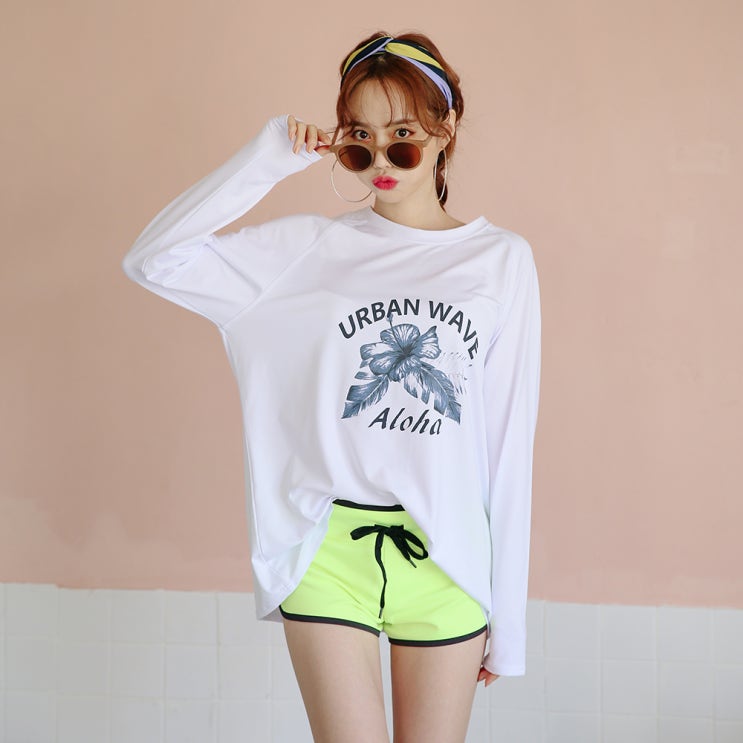  카페에서 난리난 여성래쉬가드브랜드 - 벤디스 여성용 오버핏 모히또  (With '서민갑부', 소식)
