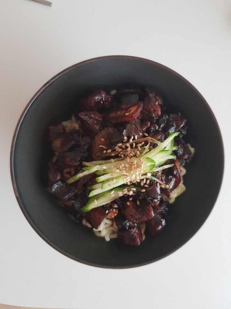  이연복 짜장라면   초간단레시피   (맛은 일품  간단 요리)