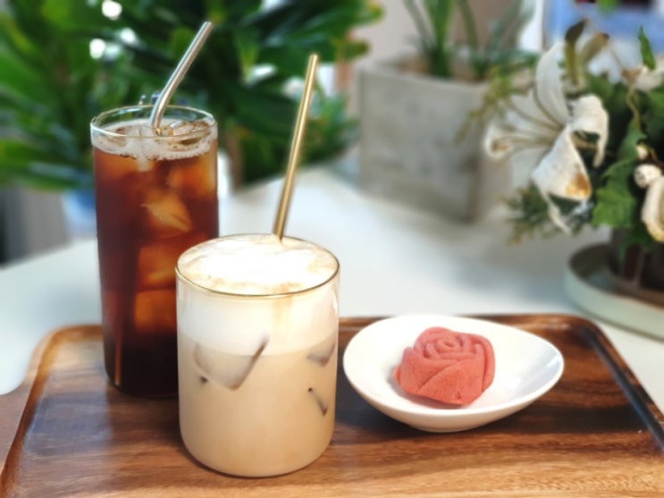  카페음료컵 홈카페유리잔 고급진 내열컵 금테유리컵 추천! 선물용으로도 좋아요~
