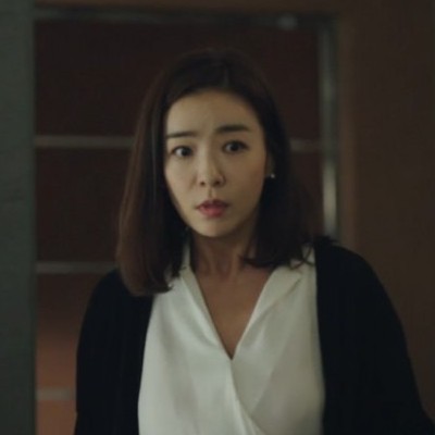  부부의세계 6회:  김희애/박선영 가디건