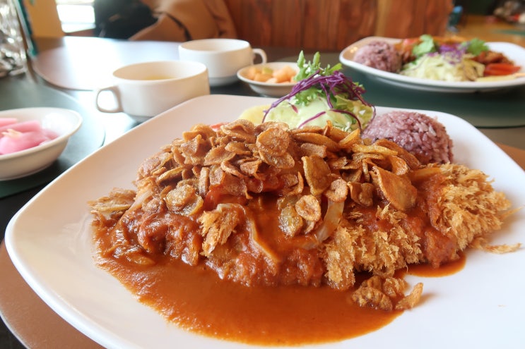  속초돈가스 파스타 맛집 설악스케치에서 힐링 데이트