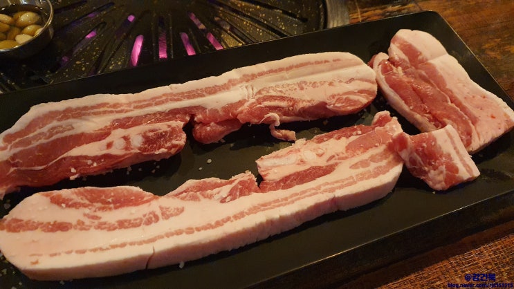  건대 깍뚝 삼겹살 600g 2만원이 넘지 않는 가성비 최강 화양동 맛집