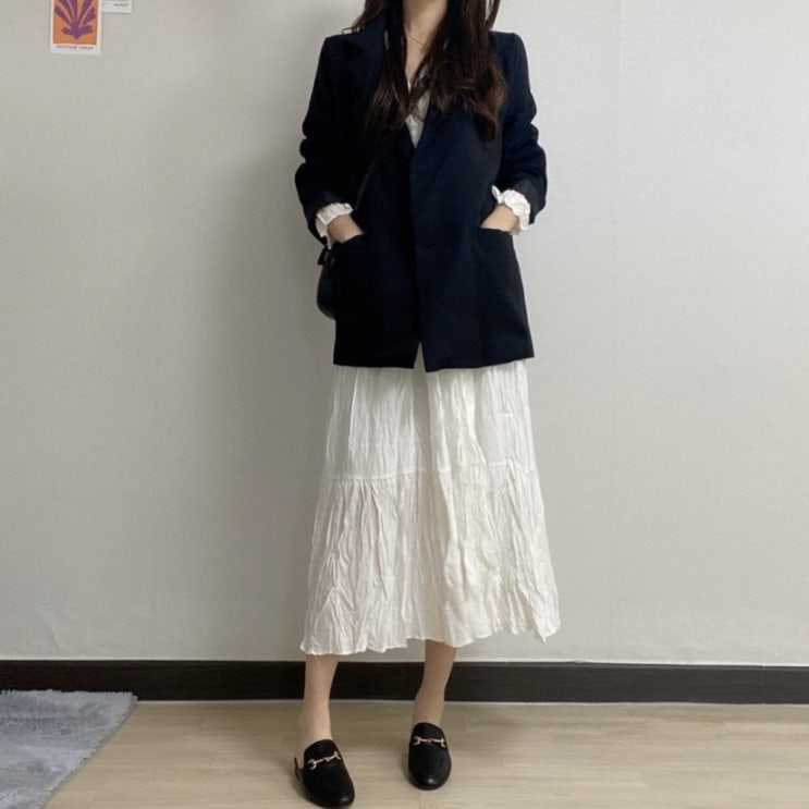  베이직 루즈핏 블랙자켓 주름원피스 데일리룩 코디