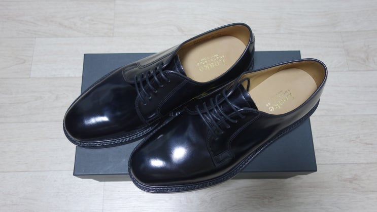 로크 771B  / Loake Shoemakers 771B black polished leather