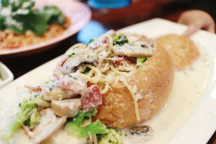  저수지앞 카페 월페이퍼 분위기좋은 분당 맛집
